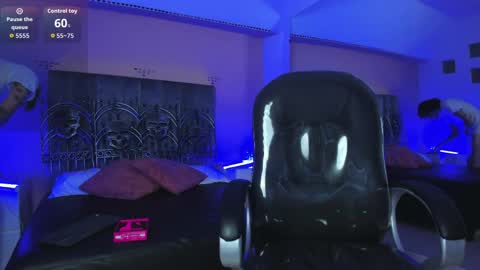 vergil_noir online show from June 7, 12:12 pm
