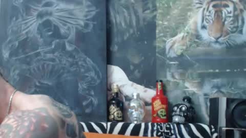 viking online show from April 12, 5:58 pm