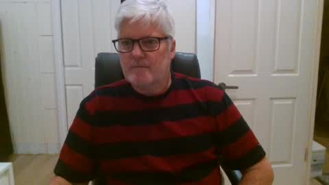 viper654321 online show from June 19, 8:09 am