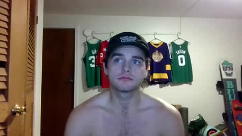 weenskir online show from May 15, 7:38 am