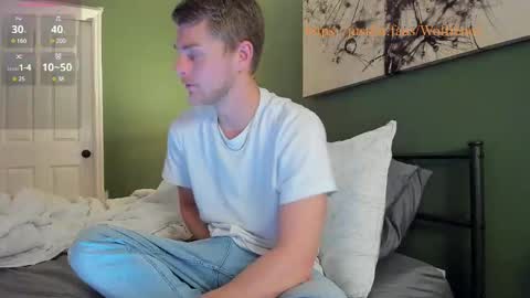 Wolfienov online show from December 28, 11:37 pm