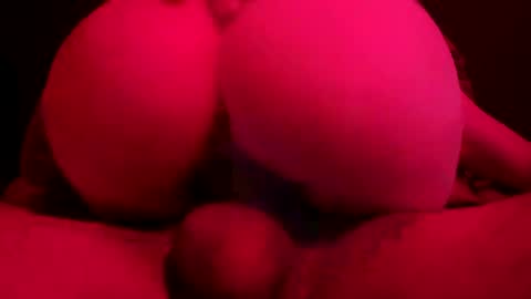 wtfmee30 online show from August 6, 5:46 am