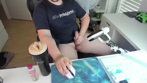 xbwcx44 online show from June 21, 11:49 am