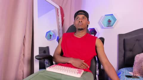 Steven online show from August 5, 3:22 am