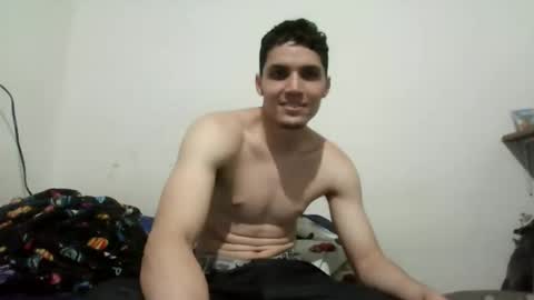 yhoangaga2025 online show from May 24, 12:49 am