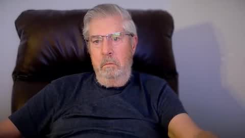Colorado Guy Straight online show from May 7, 4:12 am