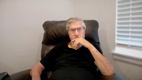 Colorado Guy Straight online show from July 8, 12:31 pm