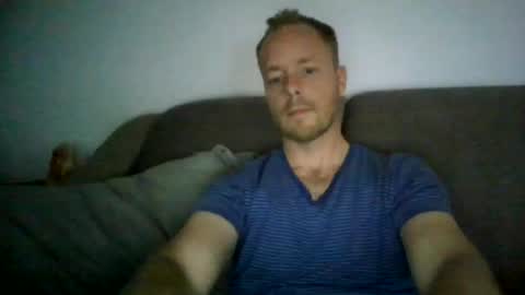 yourlove8523 online show from August 6, 3:01 am
