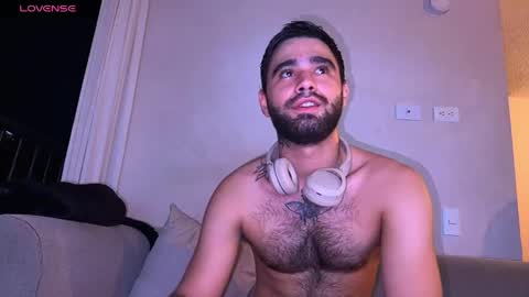 zack_sullivan22 online show from May 16, 1:47 am