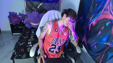 zack online show from April 27, 8:47 pm