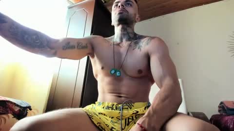 zeektheking07 online show from August 4, 1:37 pm