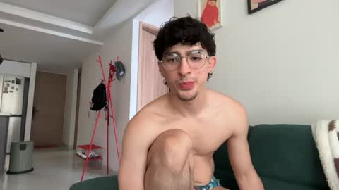 Zenn online show from July 30, 1:32 pm