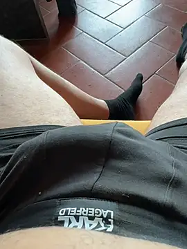 jacky4501 online show from June 17, 11:23 am