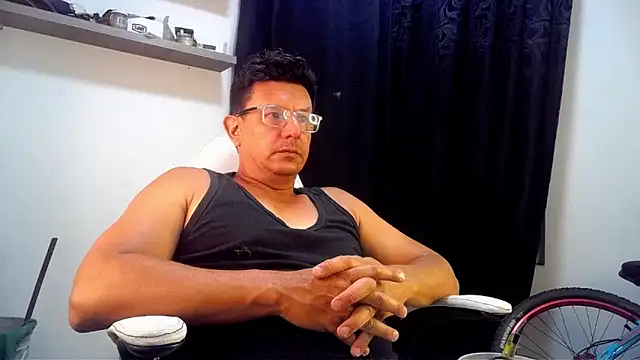 pedropicapi online show from April 20, 11:51 pm