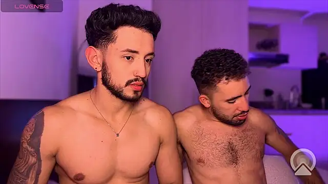 AxelKing1326 online show from May 23, 10:15 pm