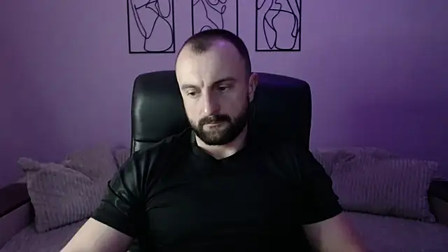 brindlefly6969 online show from March 30, 10:27 am