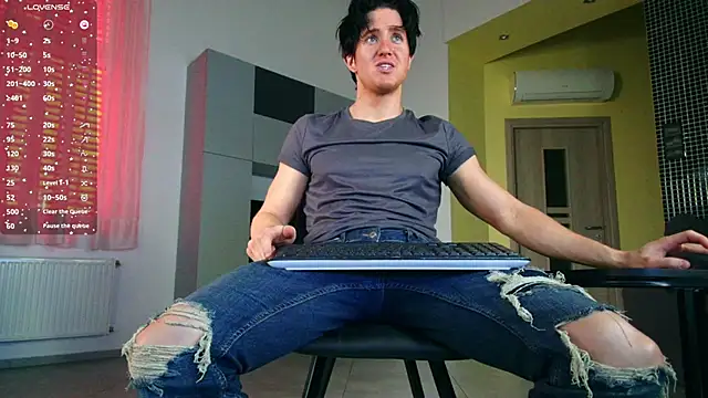 ChristianLevine  online show from May 15, 7:27 am