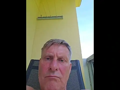johnnym1 online show from May 29, 12:48 pm