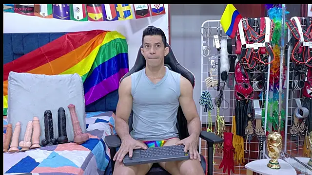 JoseRumbero26 online show from June 16, 10:50 am