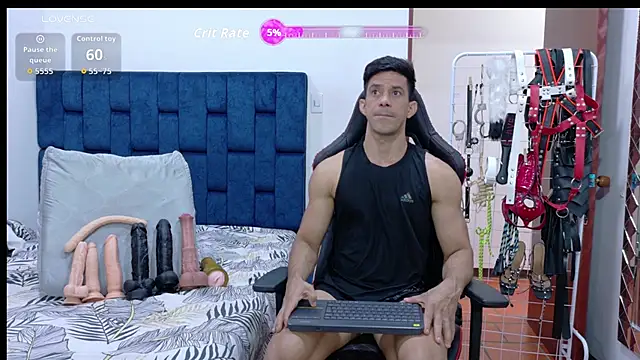 JoseRumbero26 online show from March 23, 8:26 pm