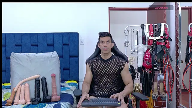 JoseRumbero26 online show from May 20, 11:50 am
