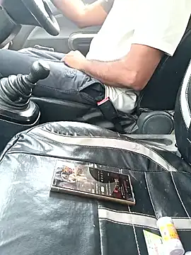 BLACK DiCK DADDY 32 online show from June 19, 9:37 am
