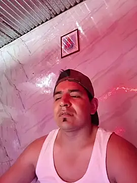 latino17 online show from March 21, 5:44 am