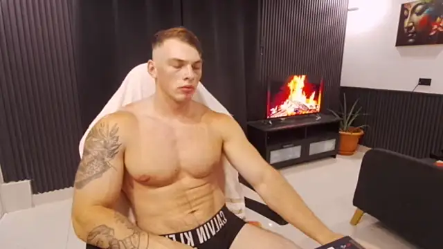 YourHotGreg online show from May 27, 12:29 am