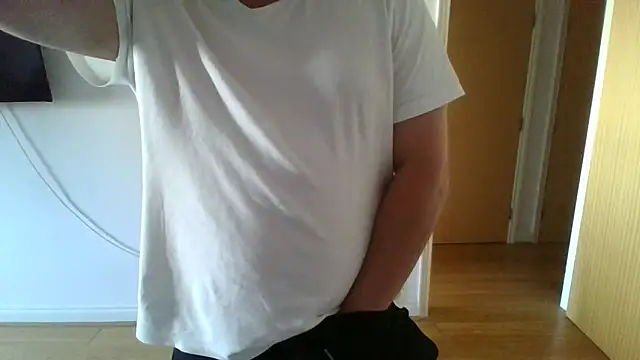 Nizzlivecam online show from April 25, 6:49 am