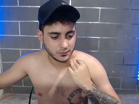xxxxhotxoxo online show from June 4, 4:57 pm