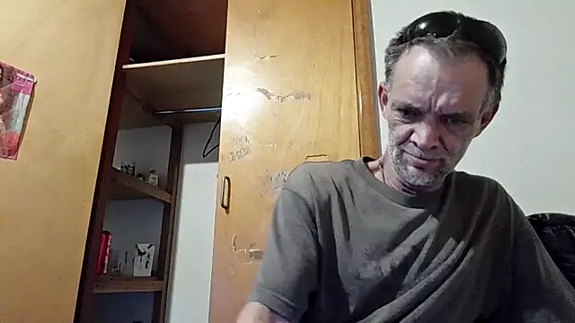 TooFknHorny7676xh online show from April 22, 1:16 pm