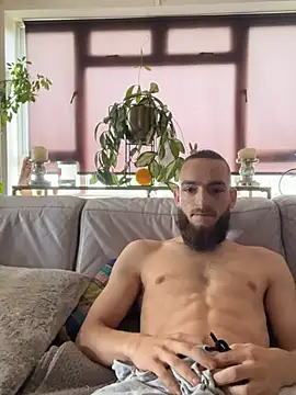 luckylukasz121 online show from June 12, 3:10 pm