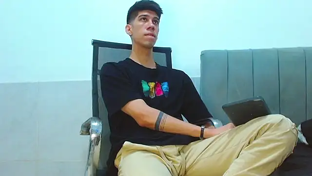 jhony-sex online show from July 11, 9:22 am