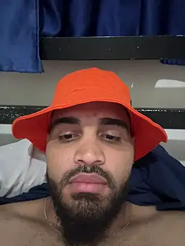 luismanuel 1998 online show from August 6, 11:55 pm