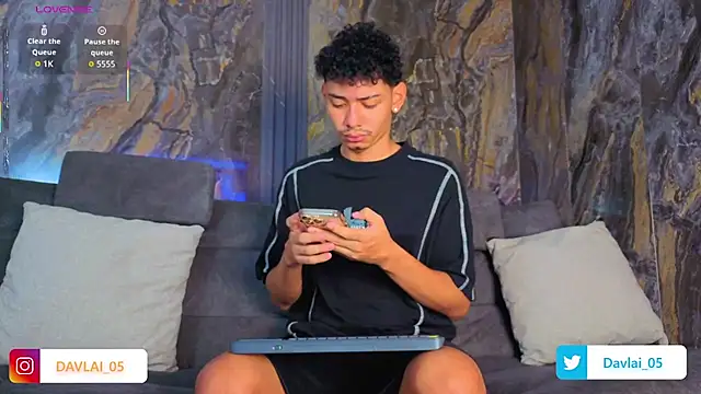 Daviid laidd online show from June 1, 12:27 pm