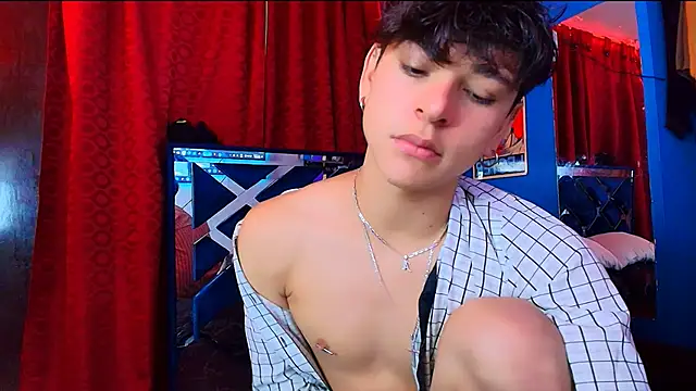 Luke Howland online show from May 29, 8:52 pm