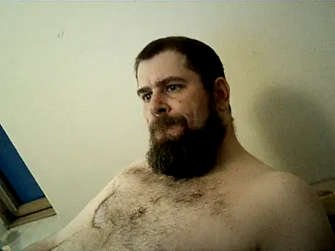 machobear87 online show from May 4, 7:04 pm