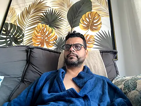 HornyBeachBoyBR online show from June 17, 2:08 pm