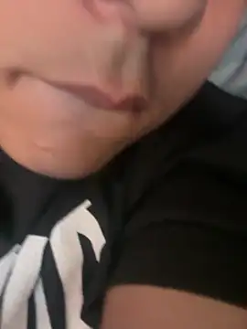 Lilyassjdhz online show from May 5, 1:13 pm