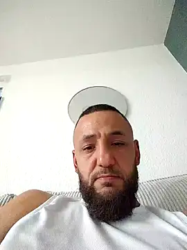 Reeeks69 online show from April 19, 6:54 pm