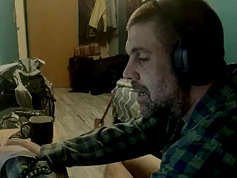 YouWantMe666 online show from October 31, 7:06 pm
