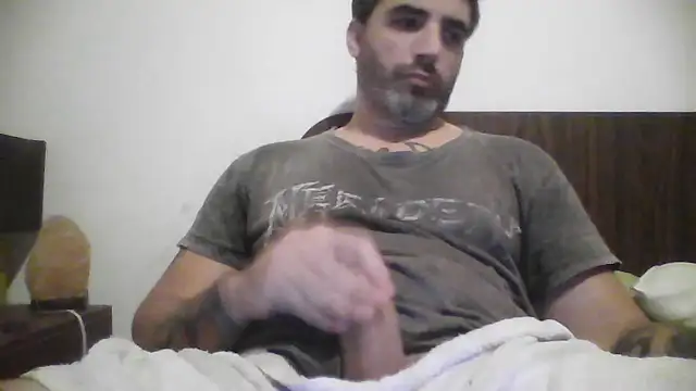 ozzypsico13 online show from April 9, 3:04 am