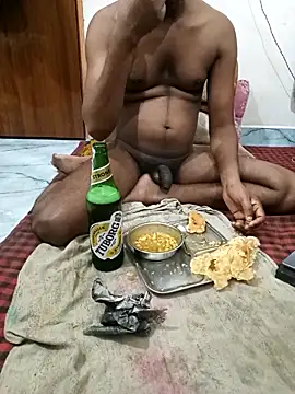 CuteyCouple online show from May 12, 6:38 pm
