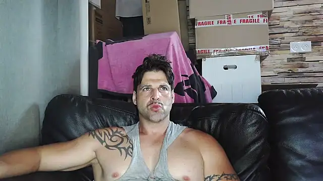 XxBigboybandxX online show from May 23, 6:02 pm