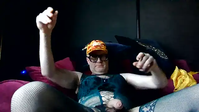 biffboff123 online show from June 27, 4:45 pm