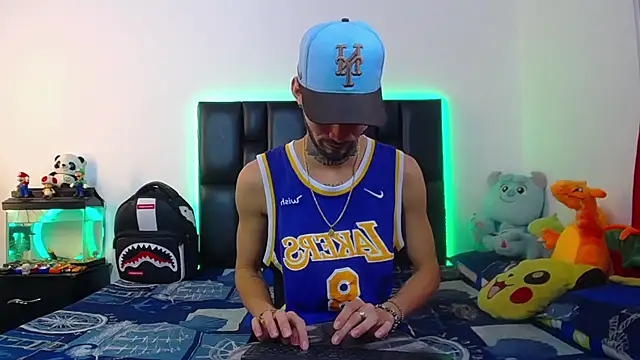 Brutal Sex Fucking online show from July 1, 1:17 am