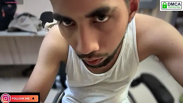 EnriquePersian197 online show from April 4, 5:59 am