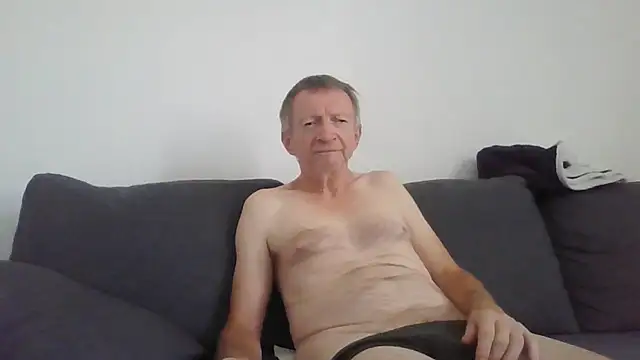 naturiste974 online show from July 3, 4:02 pm