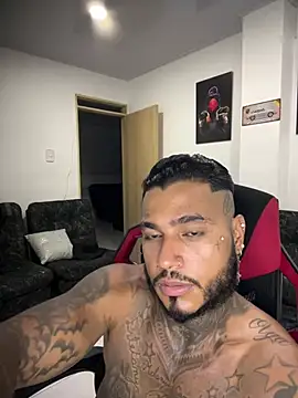 Exotic tatto27121 online show from August 1, 3:49 am