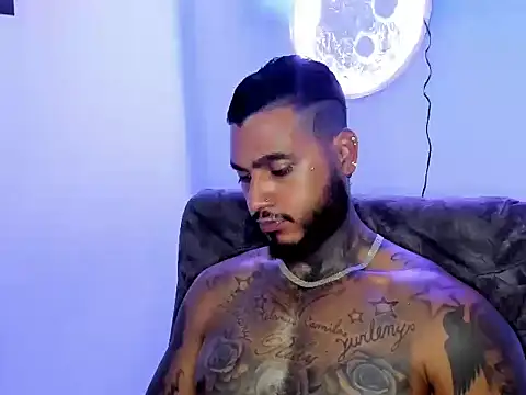 Exotic tatto27121 online show from July 2, 6:52 am